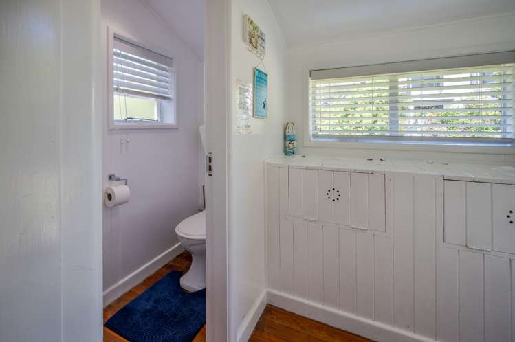 7 Watson Street Akaroa_14