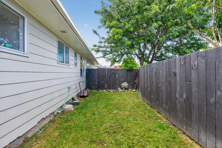 1/50 Hartford Crescent Totara Park_20