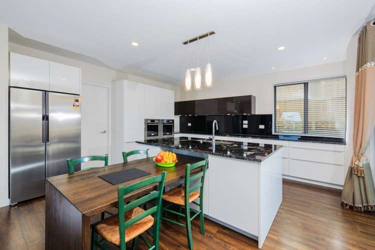 11 Caldera Drive Long Bay_5