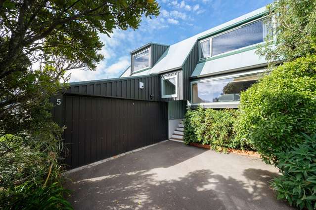 5 Indira Place Khandallah_2