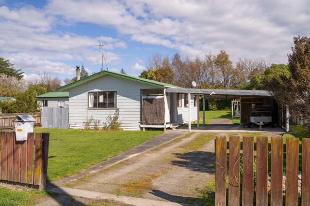 74 Woodward Street Featherston_1