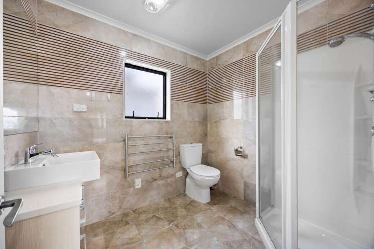 11 Agapanthus Place Flat Bush_8