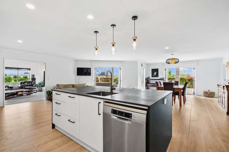 43 Ted Erceg Road Ruakaka_6