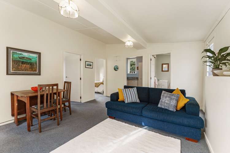 8a Robertson Road Paekakariki_6