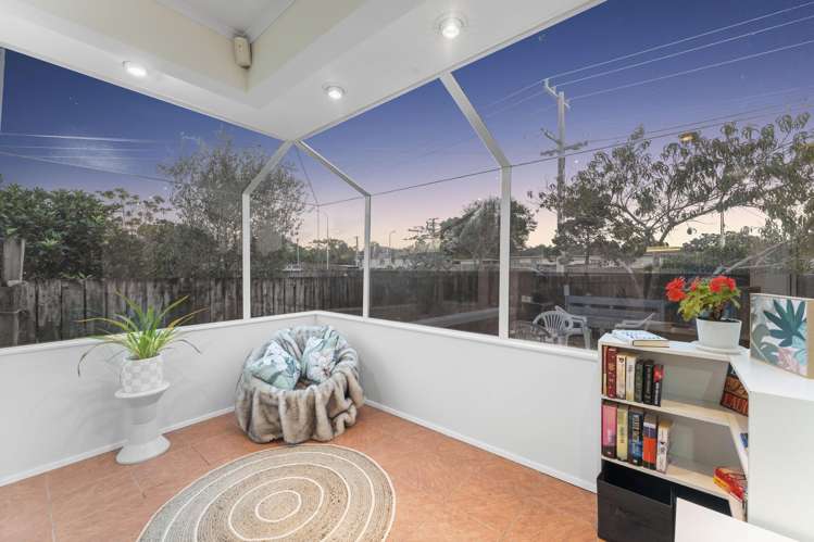 123 Universal Drive Henderson_9