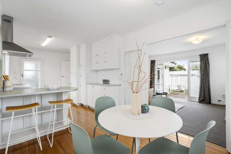 715 Te Atatu Road_3