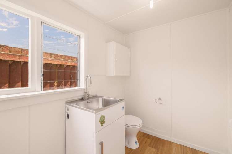 17 Manning Place Woolston_11