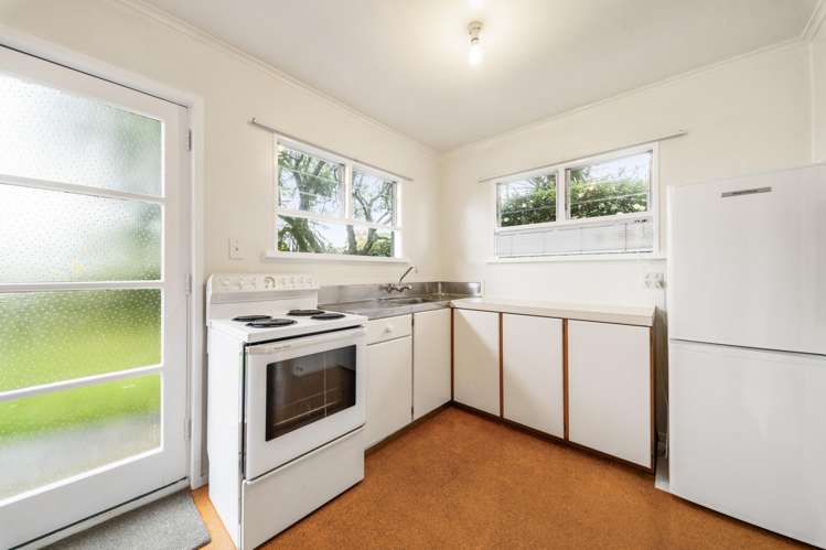77 Nikau Street New Lynn_15