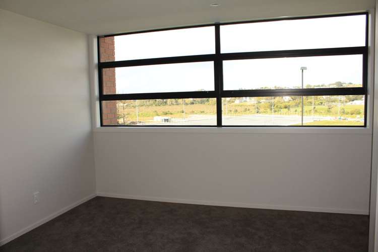 10/4 Stables Lane Silverdale_6