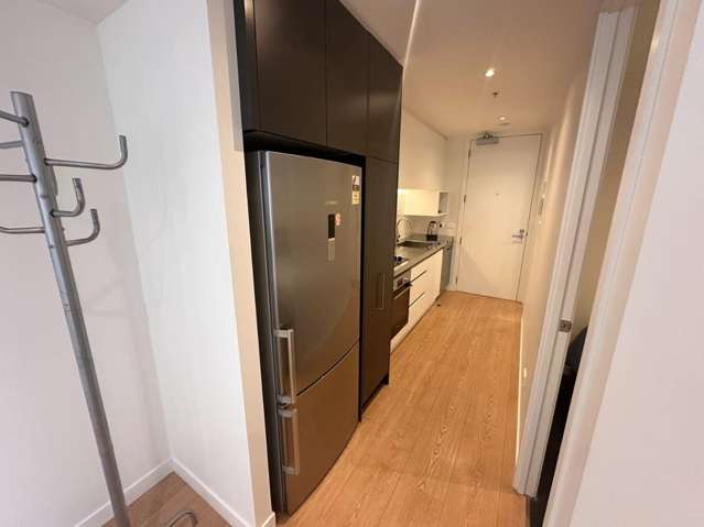 706/147 Nelson Street 10015_1