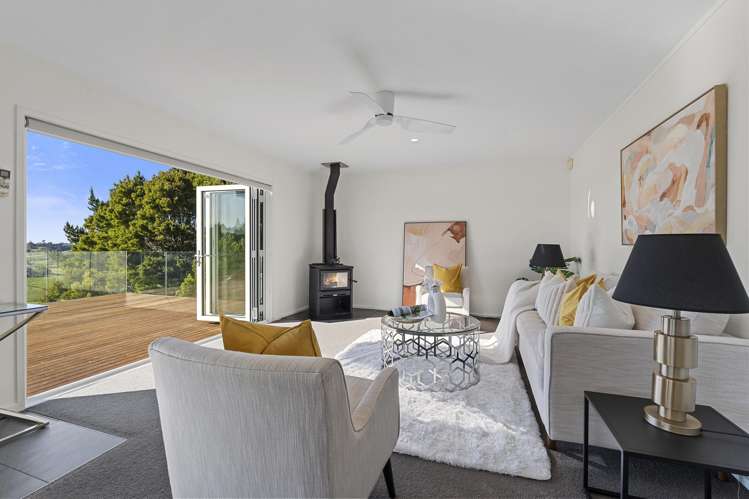 233 Whitehills Road_2