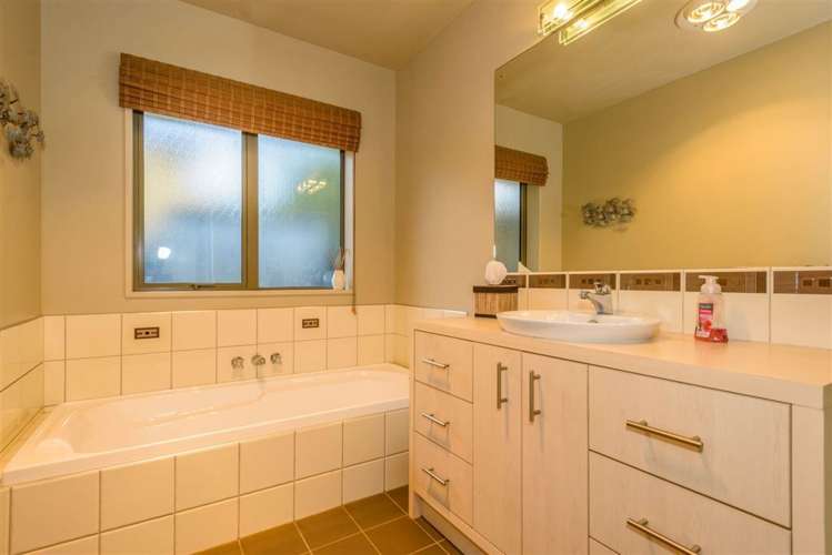 3 Evergreen Place Parklands_23