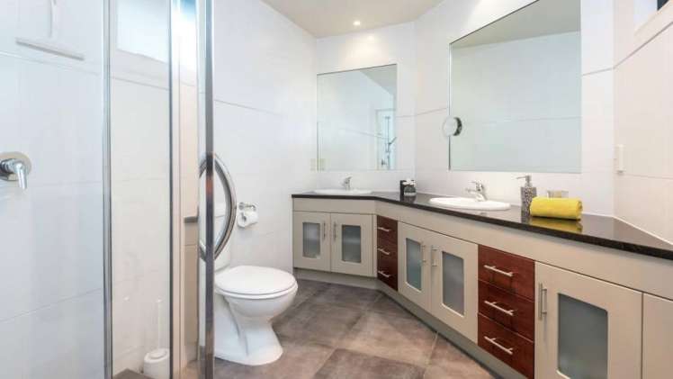 3 Penwood Close East Tamaki Heights_11
