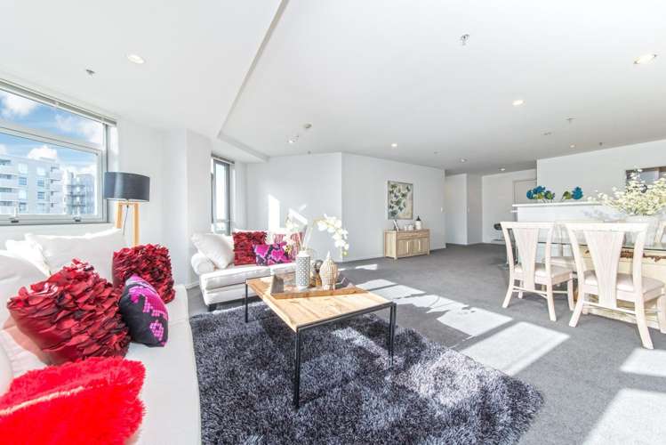 8c/205 Hobson Street Auckland Central_0