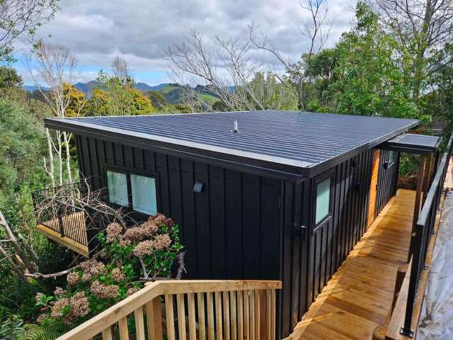 Near New, One Bedroom, Fully Furnished Unit