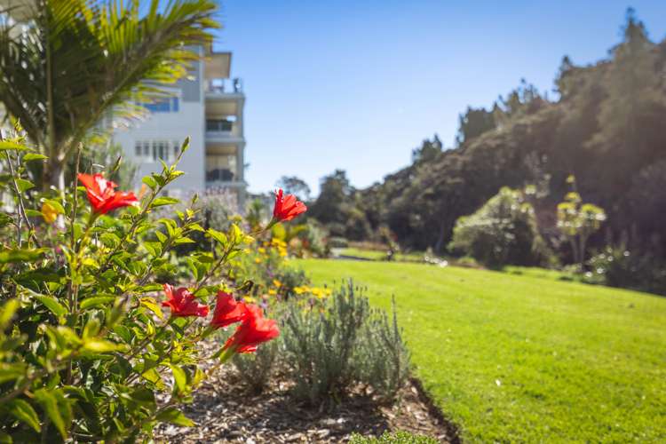 8 Kensington Drive Orewa_28