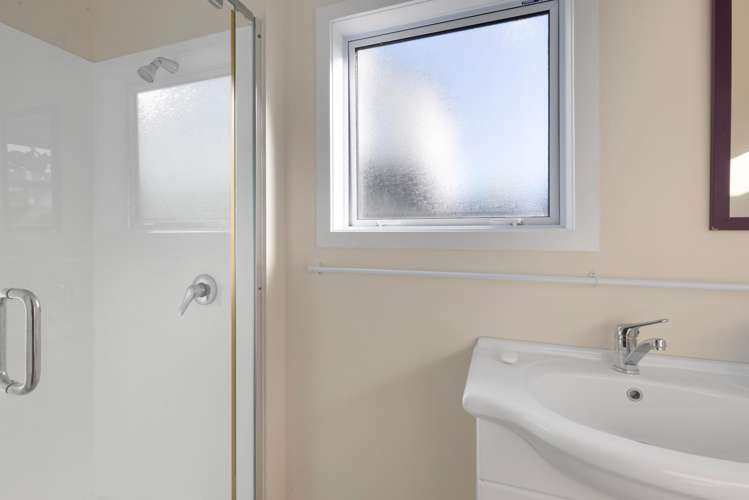 16 Bristol Street Island Bay_16