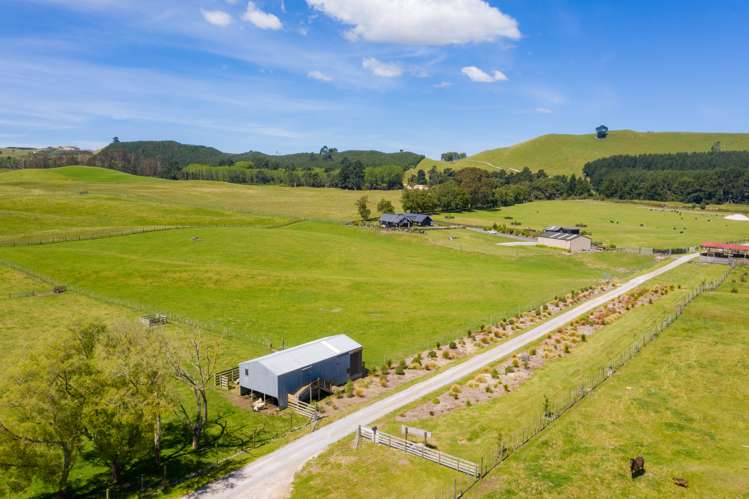 654a Tukairangi Road Kinloch_5