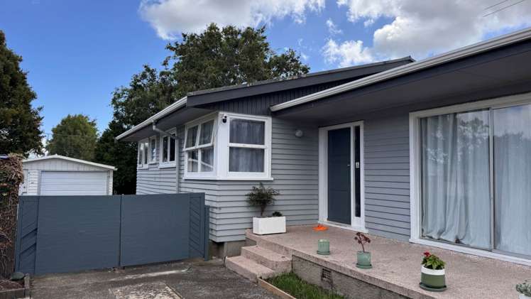 98 Edgewater Drive Pakuranga_2