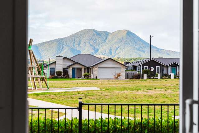 Modern Comfort in Prime Wharewaka Location Ã¢ÂÂ Lifestyle Meets Convenience