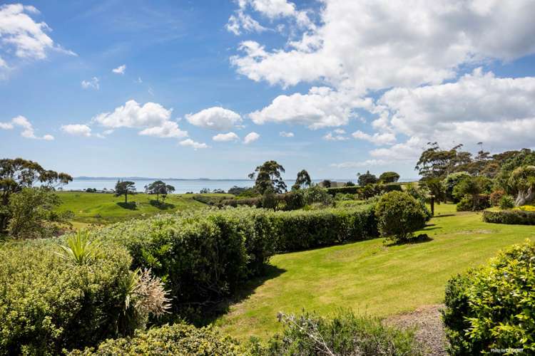 459 Grahams Beach Road Awhitu_23
