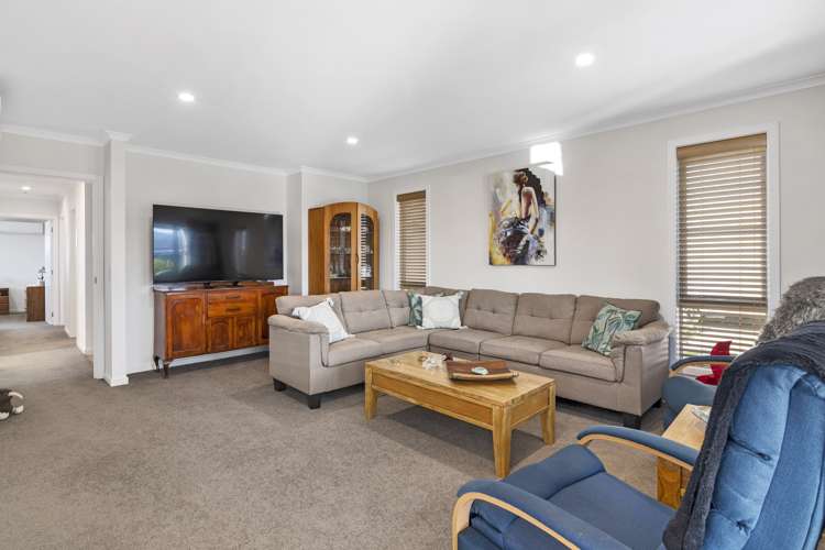 25 Wanderers Avenue Brightwater_11