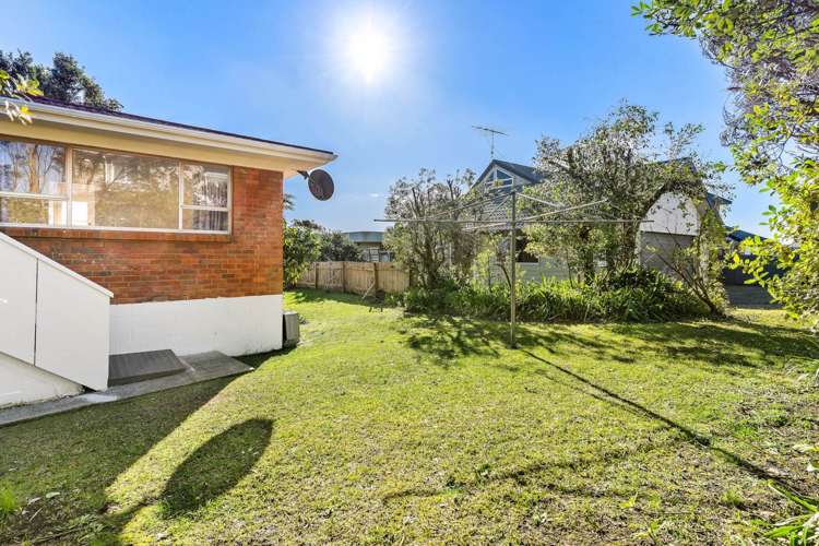 38B Amorino Drive Red Beach_9