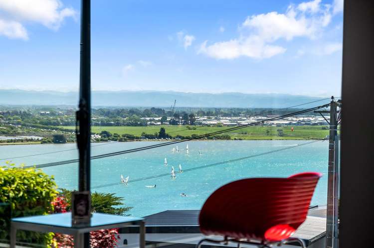 63 Te Awakura Terrace Mount Pleasant_15