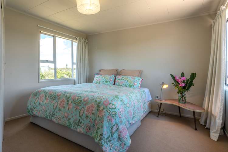 2 Bryan Road Surfdale_9