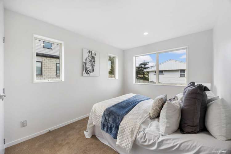 2/89 Waipuna Road Mount Wellington_16