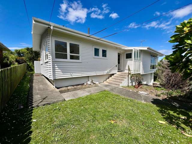 3-Bedroom family Home in Mt Roskill