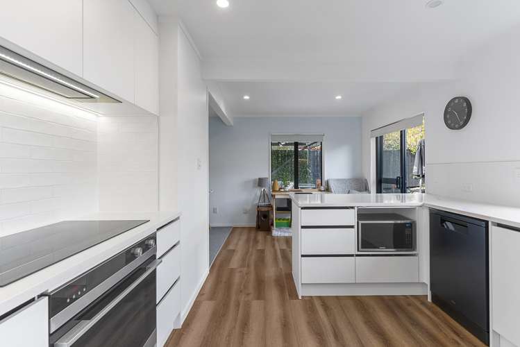 1/16a Sunnynook Road Sunnynook_3