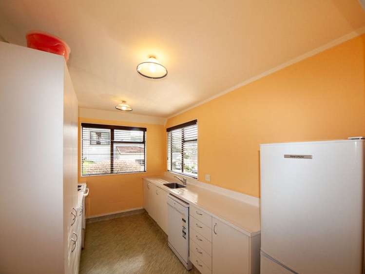 2/46 Wingfield Place Churton Park_7