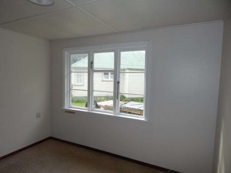 7 Main Road Hector_11