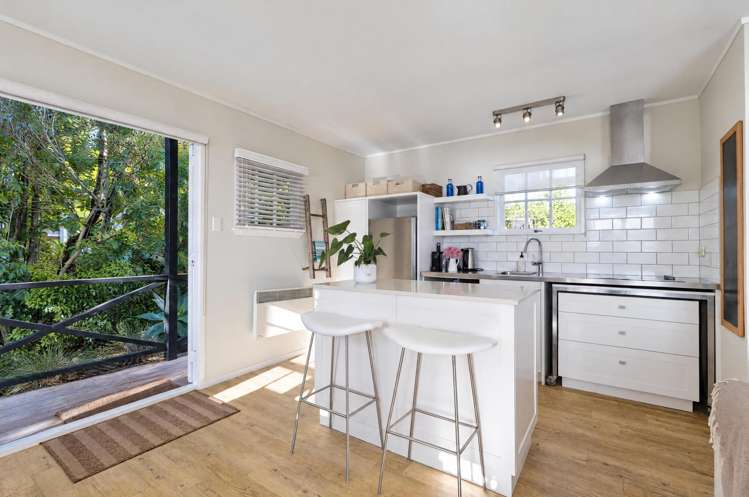 70 Burrell Road_5