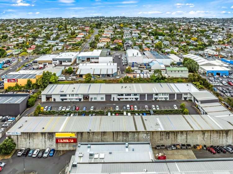 Unit 15/77 Porana Road Hillcrest_14
