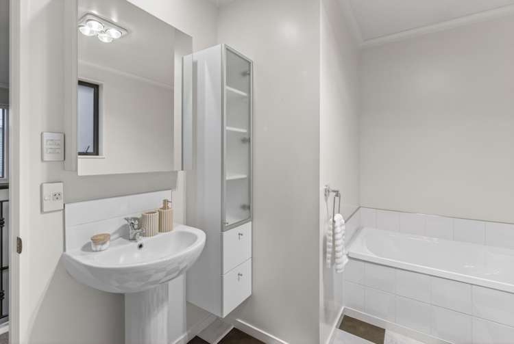 64B Holly Road St Albans_21