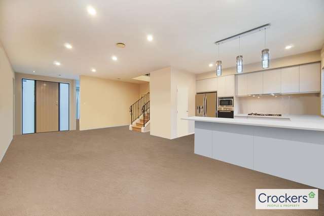 2 Conti Drive 10673_2