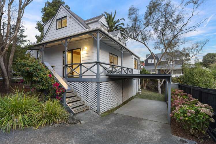 2/24 Gatman Street Birkdale_12