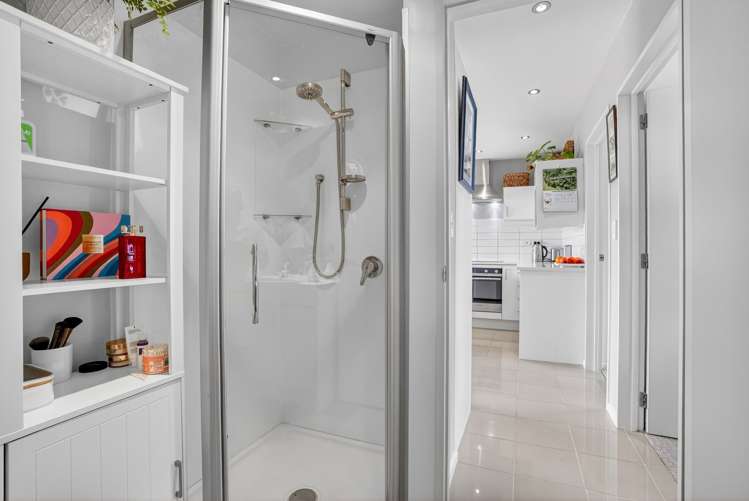 E3/71 Spencer Road Albany_16