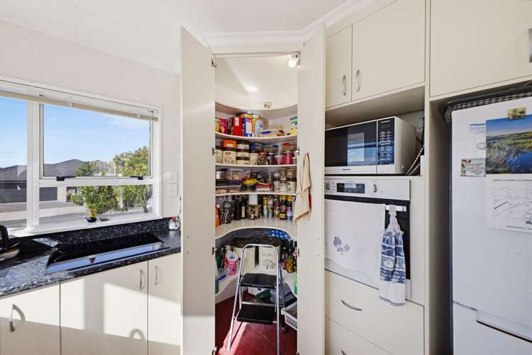 66 Tukapa Street Westown_14