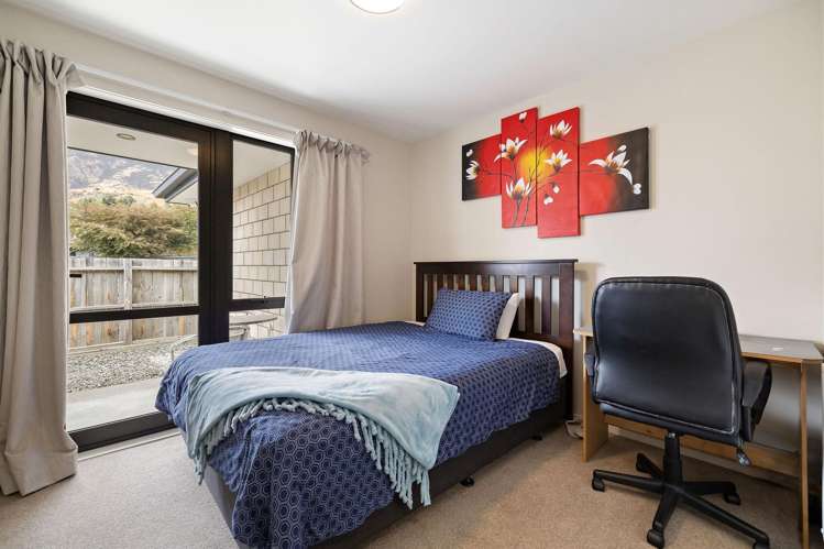 81 Risinghurst Terrace Lower Shotover_10