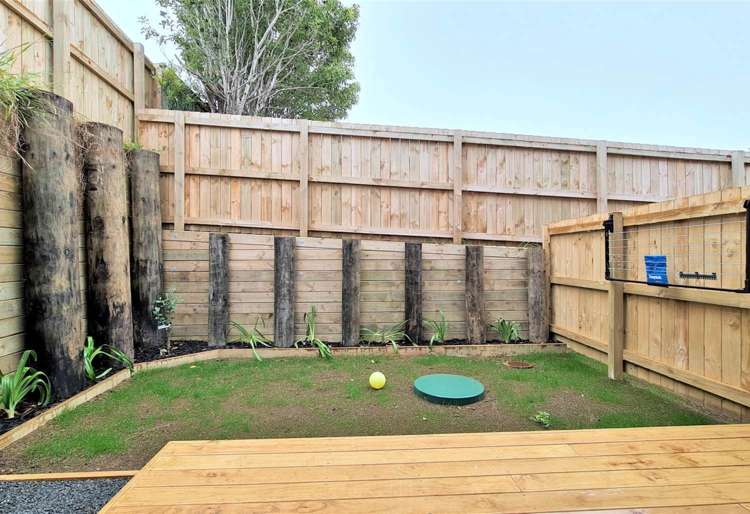 2/112 Moore Street Howick_13