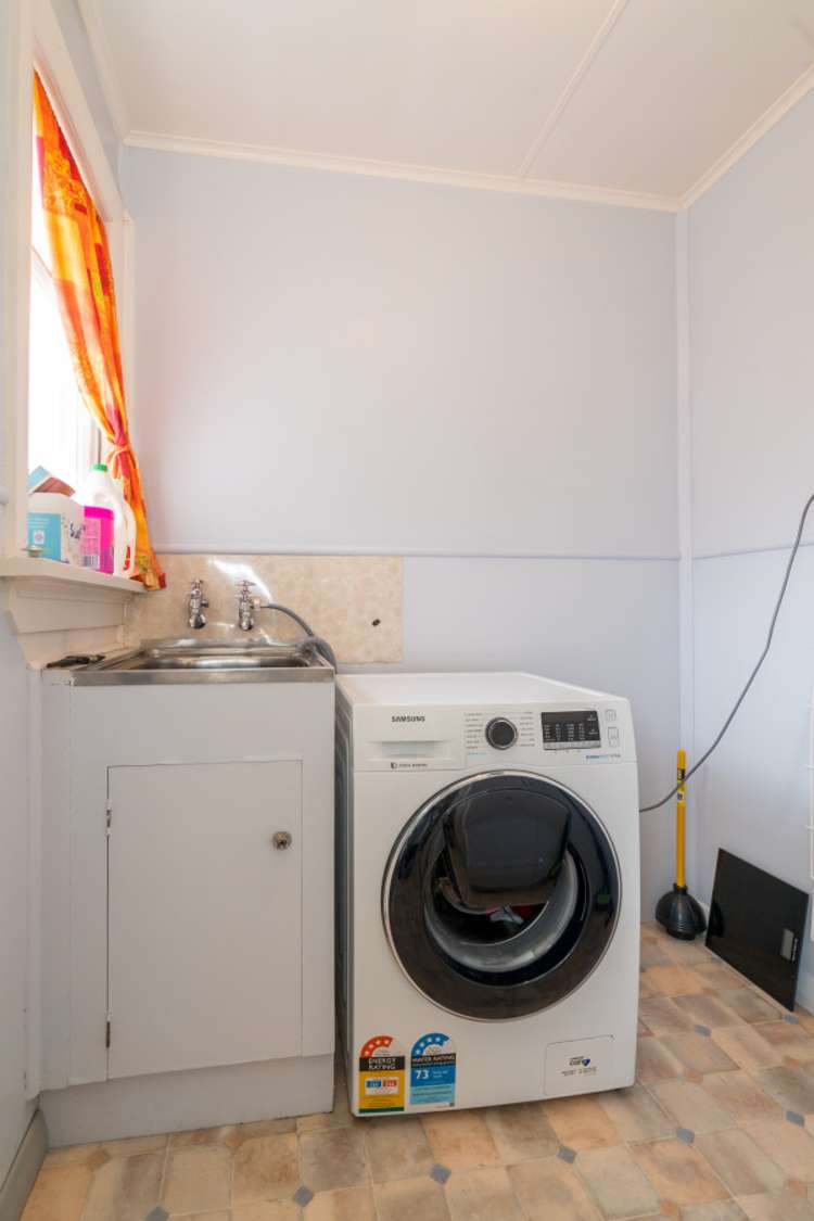 7 Tyne Street Mosgiel_11