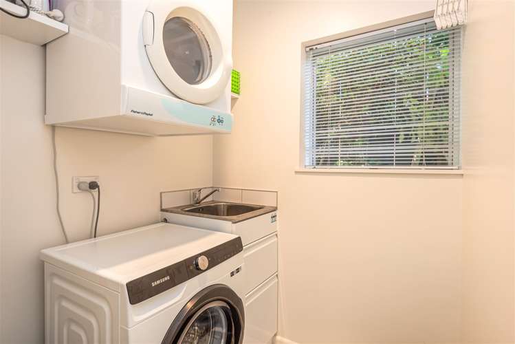 9 Woodstock Place Russley_19