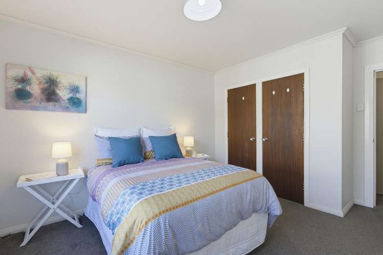 94 Kauri Street Miramar_9