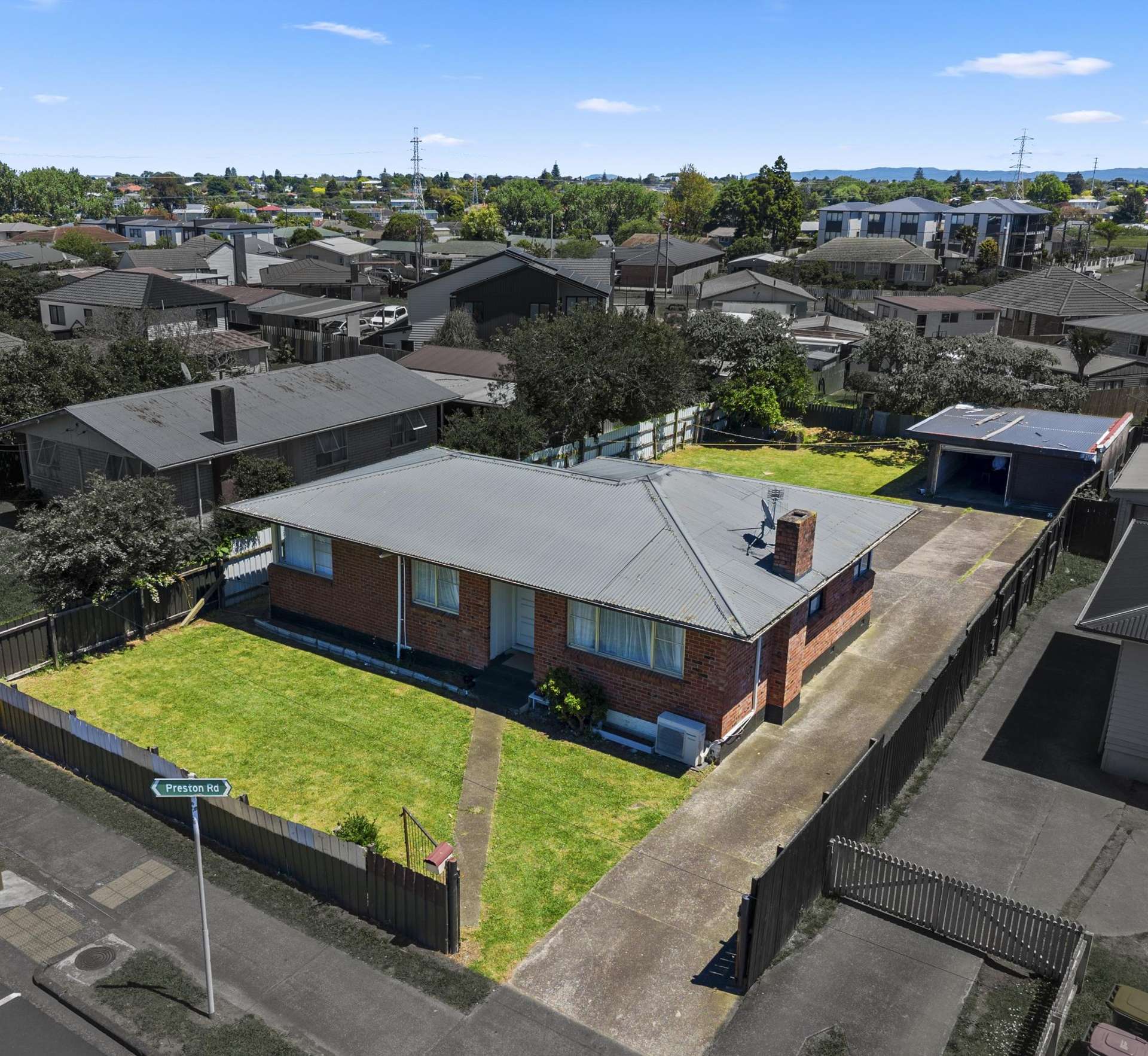 142 Preston Road Otara_0