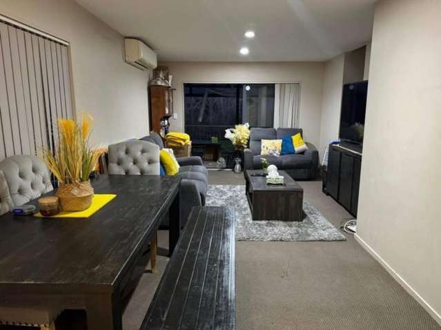 Charming 3-Bedroom Home in Papatoetoe