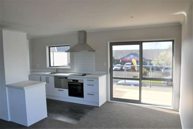 3/8 Richmond Street 3295_3