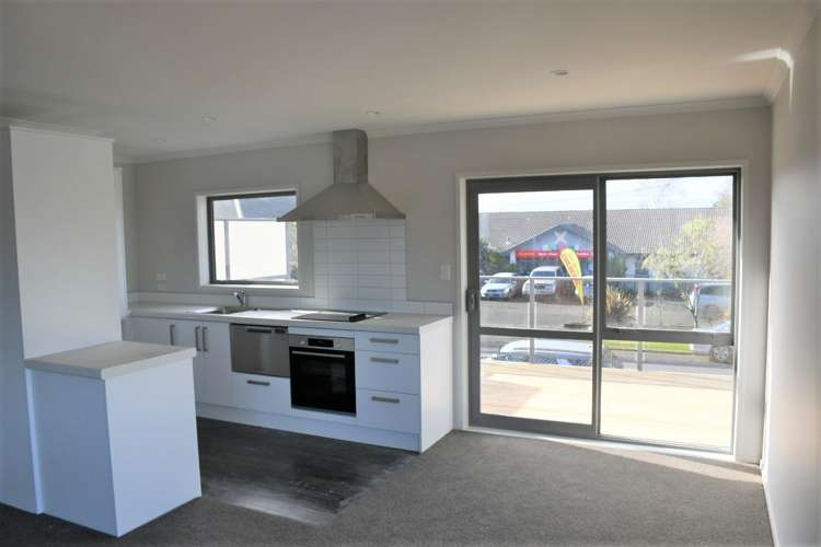 3/8 Richmond Street 3295_3